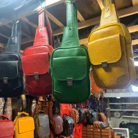 بادی بگ یا کیف آغوشی چرم طبیعی