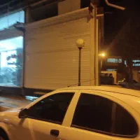 مغازه سه نبش سر دلاواران