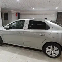 خودرو سواری تارا v4تیتانیوم