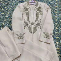 کت وشلوار رنگ نباتی نو بسیارشیک وخانومانه