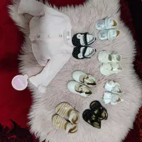 چند جفت کفش دخترانه