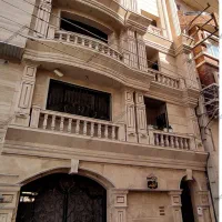 آپارتمان فول امکانات تاپ لوکیشن  گلزار دو خوابه