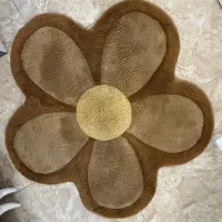 قالیچه گل یک متری