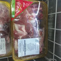 فروش گوشت یخ زده و گرم