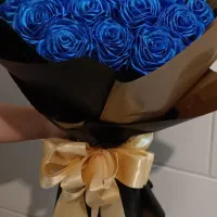 دسته گل ۲۰ شاخه ای روبانی