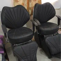 صندلی آرایشگاهی سالم و نوو استفاده نشده