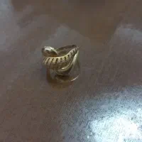 انگشتر طلا ۲۰۰ بالای تابلو