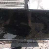 ال سی دی پنل شکسته