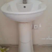 ۲عدد روشویی باشیر