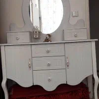میز آرایشی