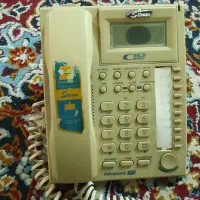 یک دستگاه تلفن رو میزی سالم شاووان