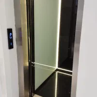 کارگر ساده نصب آسانسور