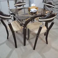 میز غذا خوری شیشه ای ۴نفره در حدنو