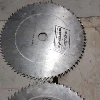 دو عدد تیغه اره