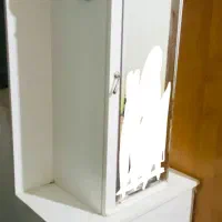 جا کفشی و کمد همراه اویز لباس