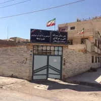 معلم ادبیات فارسی