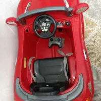 ماشین شارژی مدل آزرا قرمز بدون باطری|اسباببازی|مشهد, شهید بهشتی|دیوار