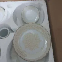 سرویس چینی ۲۴ نفره آکبنده|ظروف سرو و پذیرایی|تبریز, |دیوار