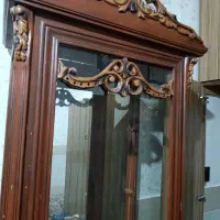 گنجه چوب گردو پایه دار