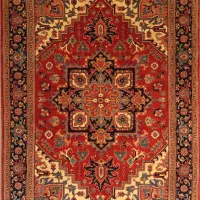 نیازمند خدمتکار در خانه