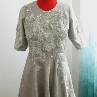 دوخت انواع لباس مجلسی و روزمره