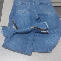 شلوار جین|لباس|شیراز, کوشک میدان|دیوار