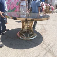 میز تالار کیهان
