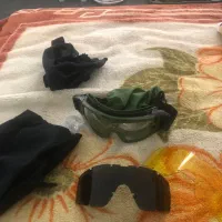 عینک طوفان کلا ده بارم ازش اسفاده نشده۵۰۰ تومن