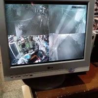 دو تا مانیتور ۱۷ اینچ فلت