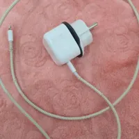 اپل iPhone 13 همراه با اداپتور ۲۰ وات اصلی|موبایل|خواف, |دیوار