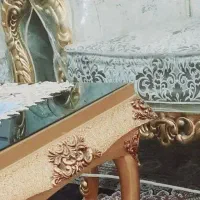 تعدادی وسایل منزل ِ