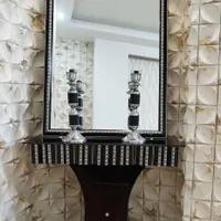 آینه ی کاملا سالم و تمیز