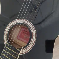 گیتار در حد نو|گیتار، بیس، امپلیفایر|تبریز, |دیوار