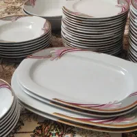 تعدادی ظروف چینی دو دیس ارکوپال|ظروف سرو و پذیرایی|اصفهان, کنگاز|دیوار