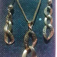 ست زنجیر پلاک و گوشواره طلا