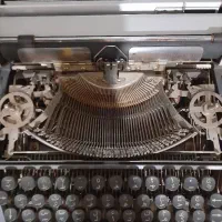 ماشین تایپ قدیمی|کلکسیون اشیاء عتیقه|تهران, بهار|دیوار