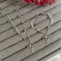 گردبند پاپیونی