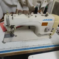 تعدادی چرخ خیاطی