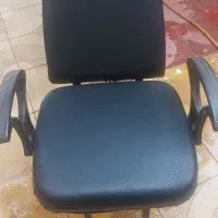 صندلی ارایشگاه