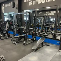 استخدام مربی بدنسازی بانوان