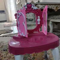 اسباب بازی|اسباب‌‌بازی|ری, علایین|دیوار