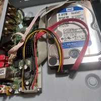 دستگاه DVR با8 کانال رد ویژن و هارد 2 ترا بلووسترن