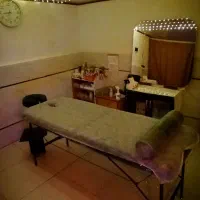 کلینیک خصوصی خدمات درمانی و حجامت درمانی حرفه ای|خدمات آرایشگری و زیبایی|بوکان, |دیوار