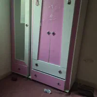 کمد . تخت دو نفره.  ویترین