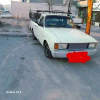 وانت بار فردیس همراه با کارگر