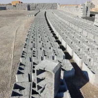 به دو نفر نیروی کار در کارگاه تولید بلوک نیازمندیم