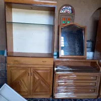 ست کامل ویترین چوبی میز آرایشی و آینه  تمیز و سالم|بوفه، ویترین، کنسول|نجف‌آباد, ویلاشهر|دیوار