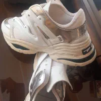 انواع کفش اسپورت و صندل روفرش و کبف