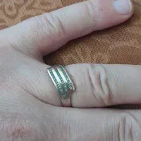 انگشتر طلا حلقه نامزدی خوش فرم و باکلاس