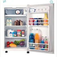 یخچال فریزر ایستکول 5 فوت و 9 فوت ضمانت شرکتی